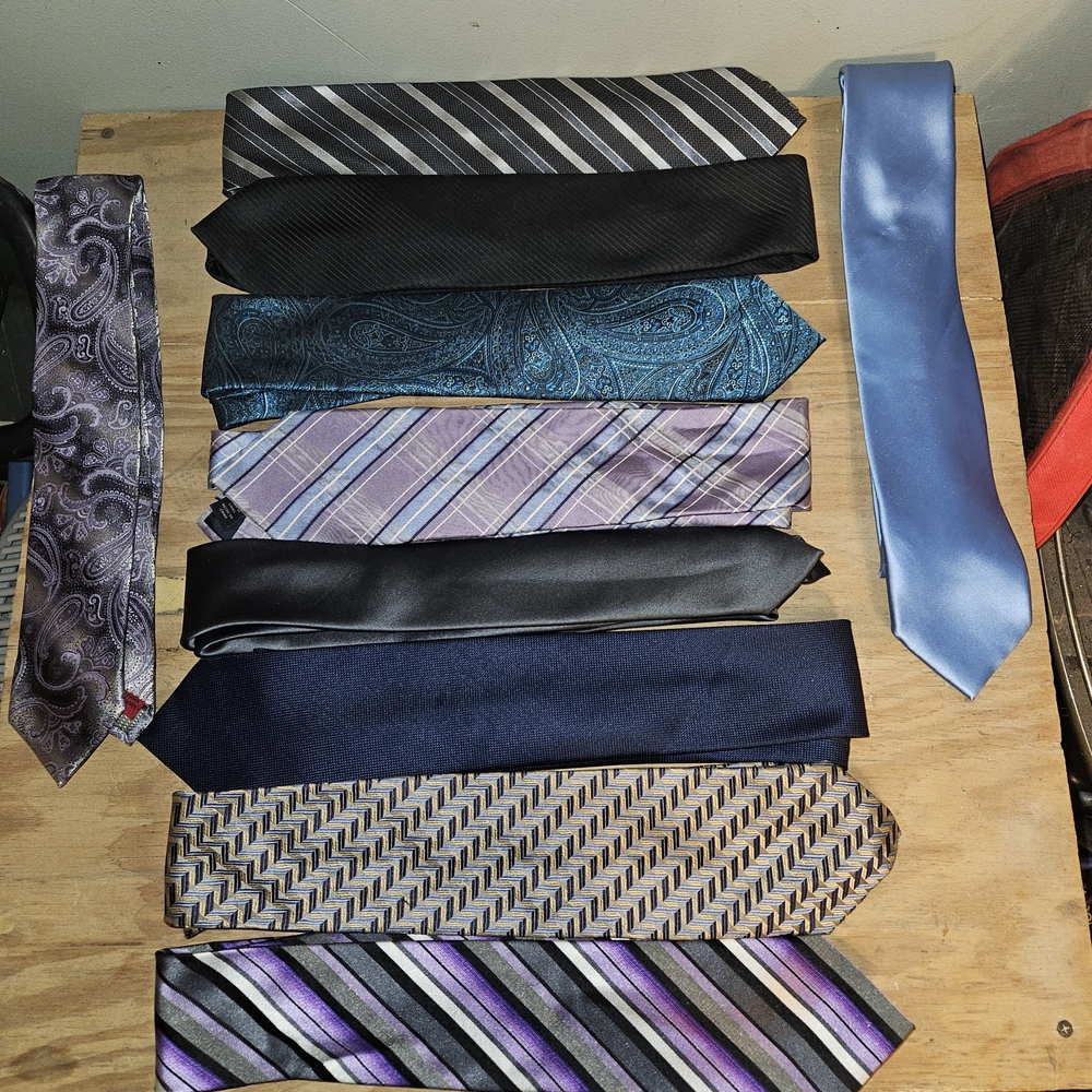 Elegant Men's Tie Collection - Assorted Colors
